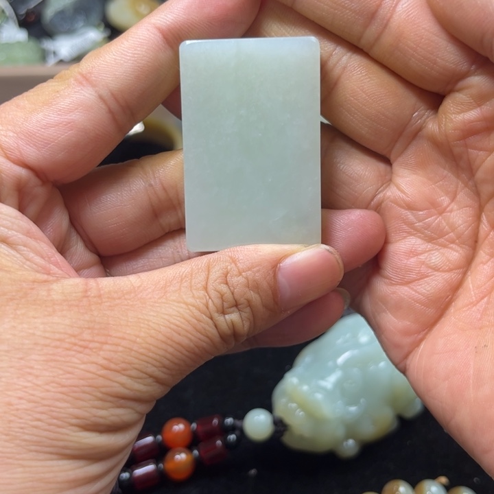 和田玉（糖玉）未镶嵌挂件