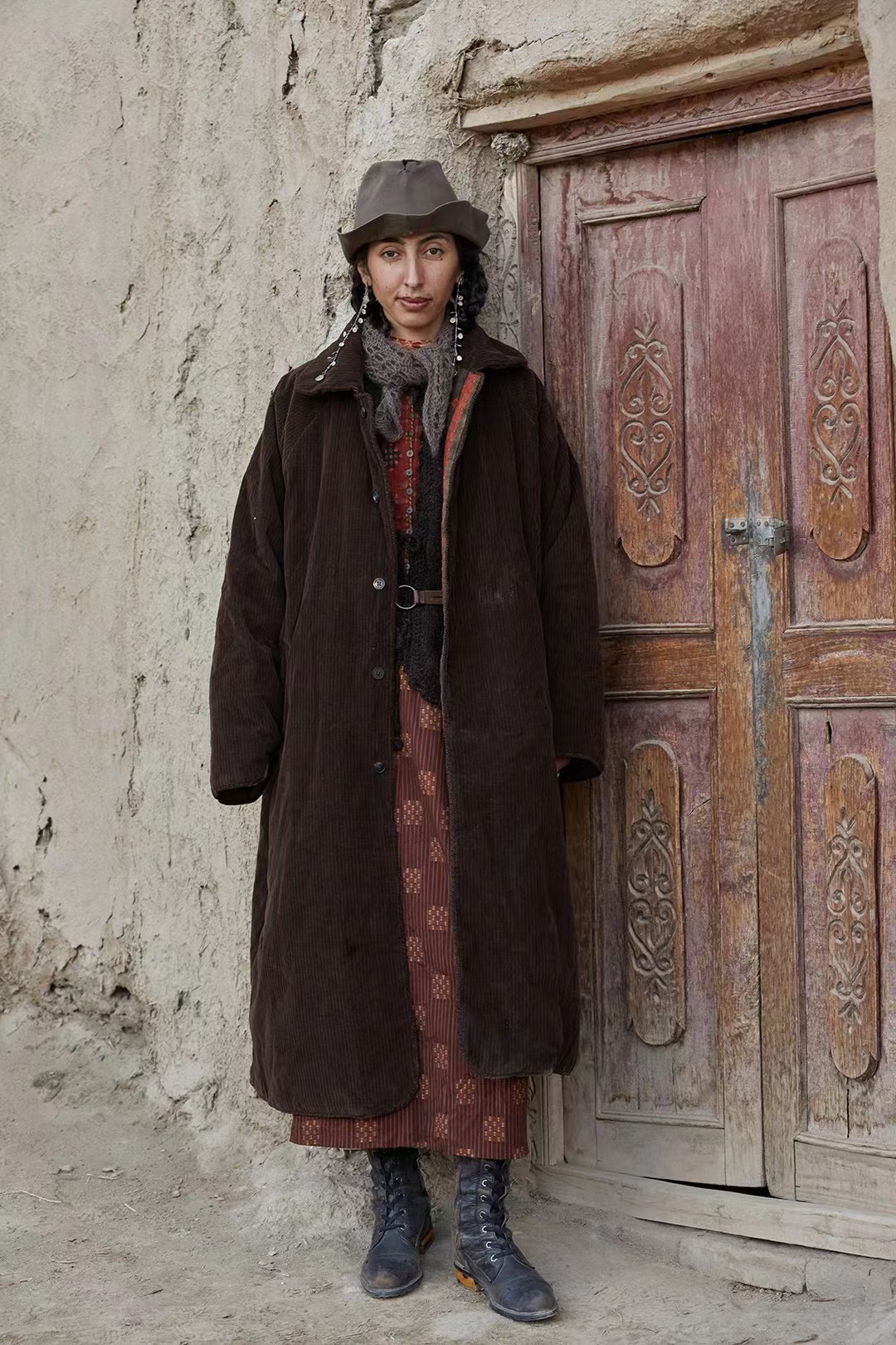 左岸迷香2024秋冬棉衣 咖橘条绒长外套