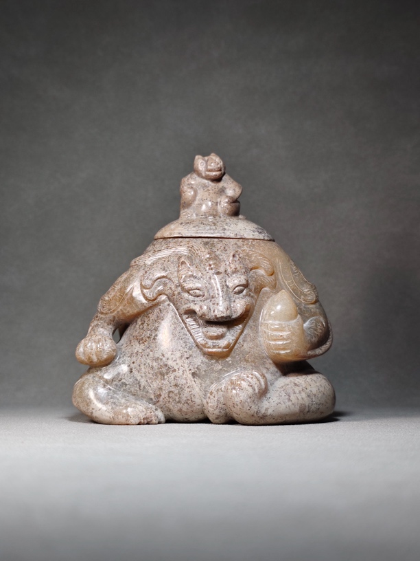 旧藏 玉熊罐 和田玉