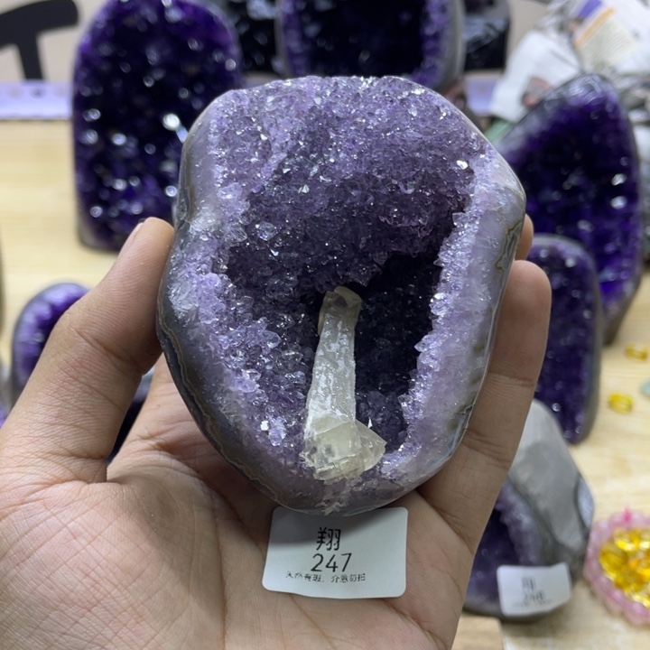 未镶嵌大型摆件（非配饰）紫晶