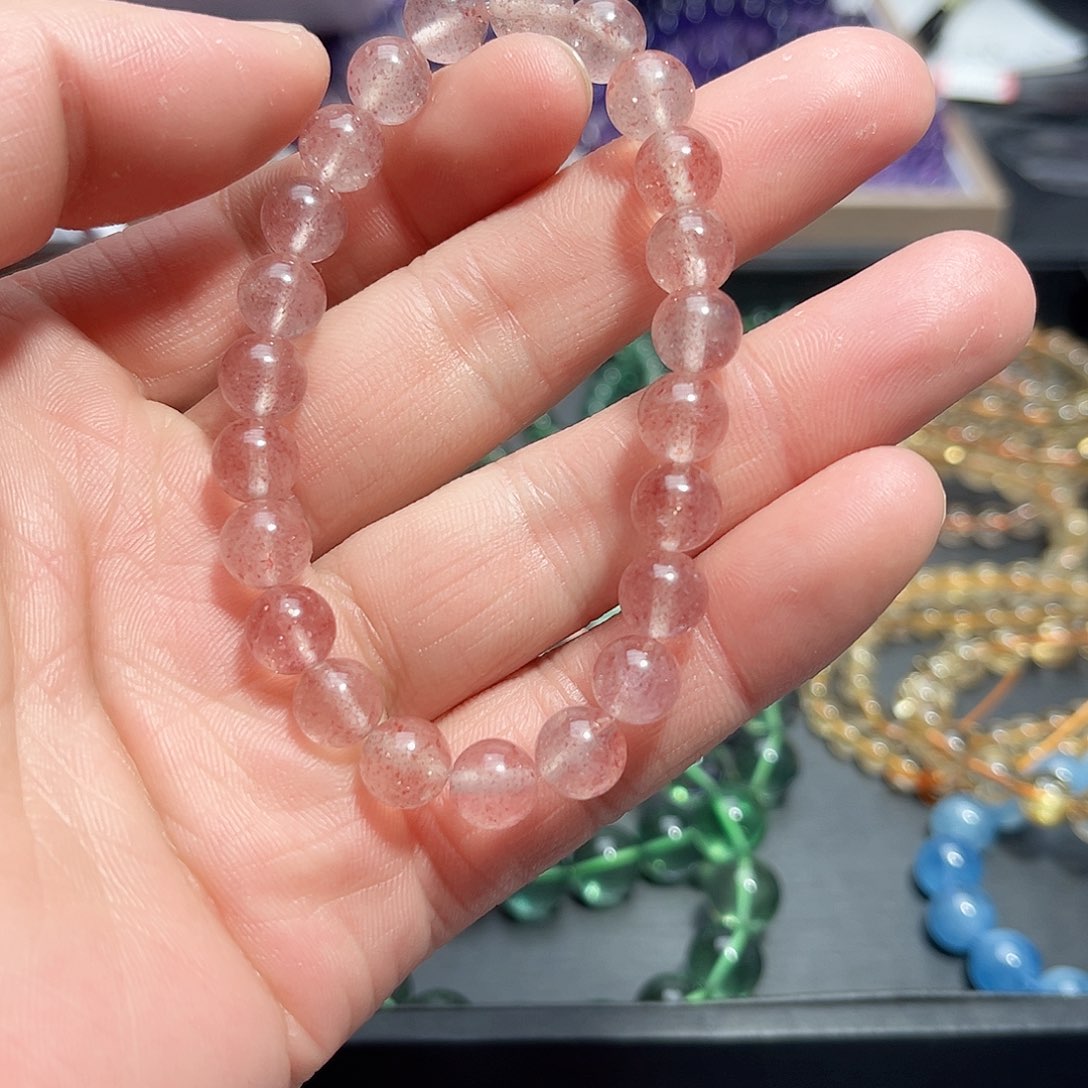 水晶手链未镶嵌白水体草莓晶8mm