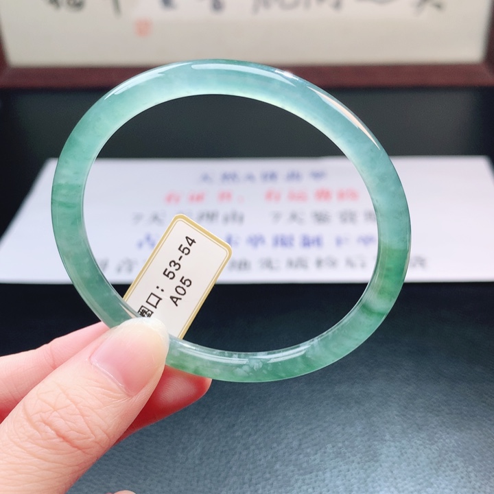 翡翠未镶嵌手镯翡翠手镯59