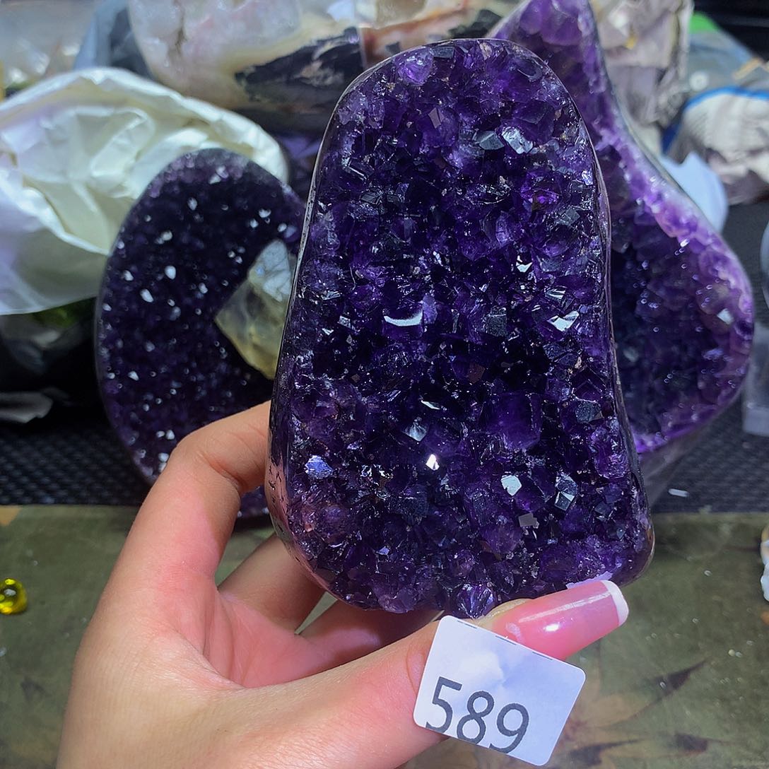 紫晶大型摆件（非配饰）未镶嵌