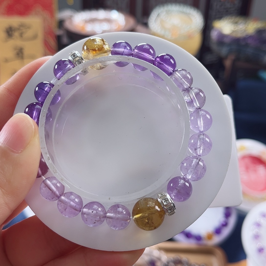 水晶手链未镶嵌是***吖