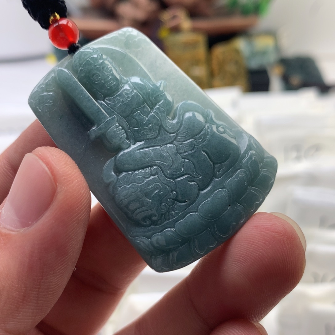 颈饰未镶嵌翡翠文殊
