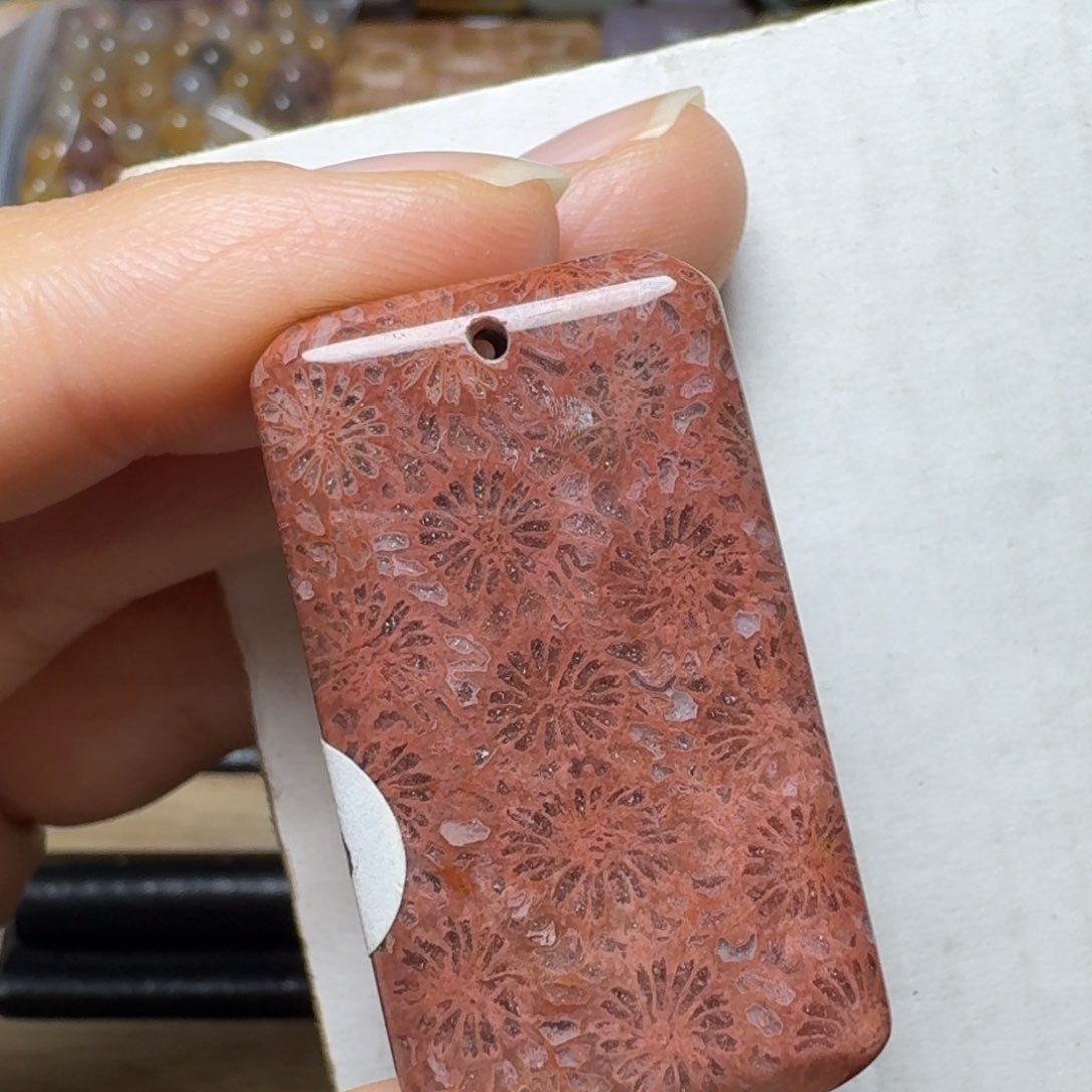 硅化玉紫红满花未镶嵌