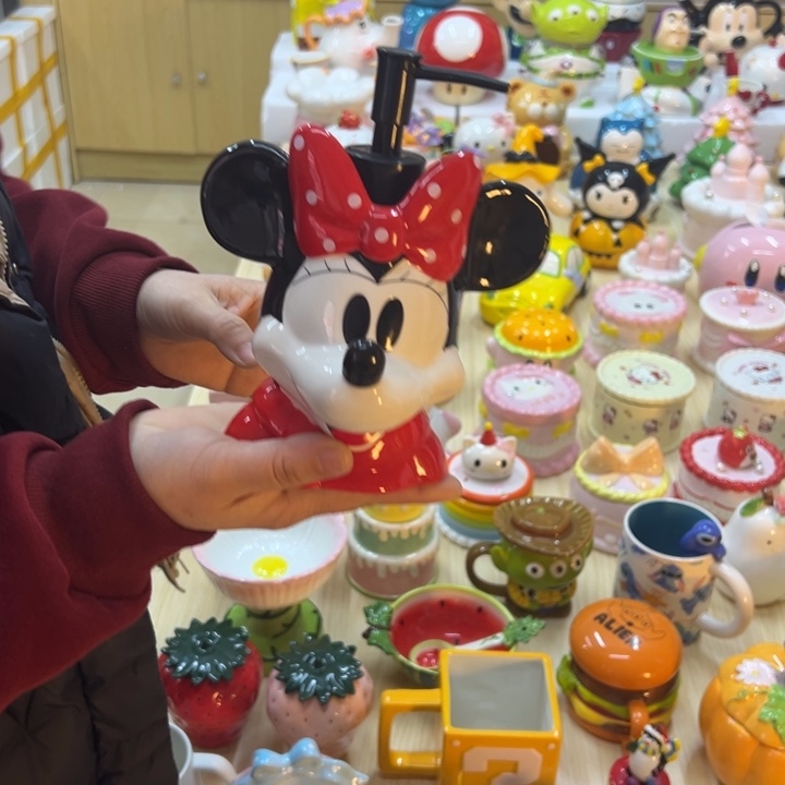 摆件陶瓷等行业的产品出口到