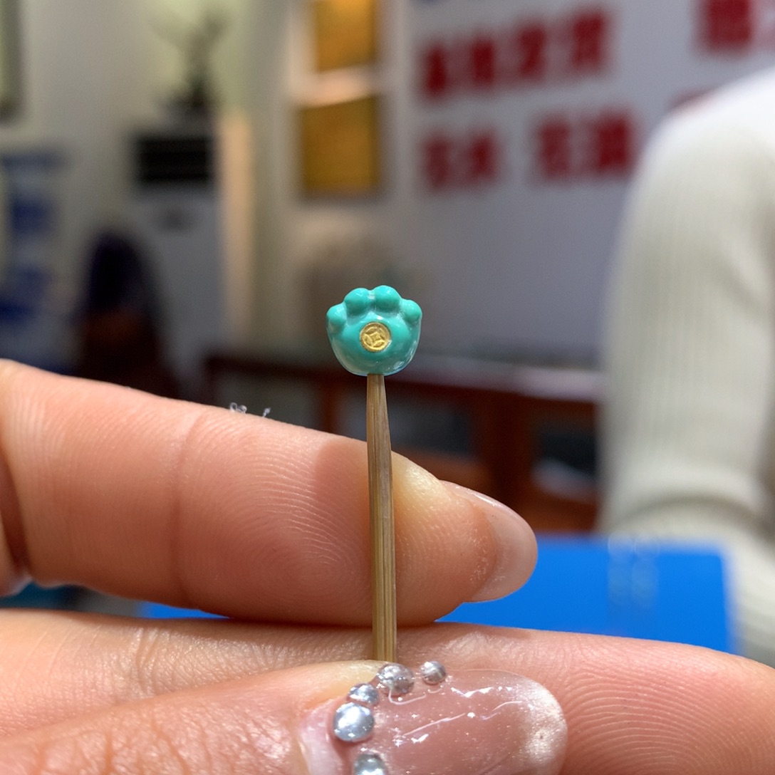 绿松石配饰未镶嵌