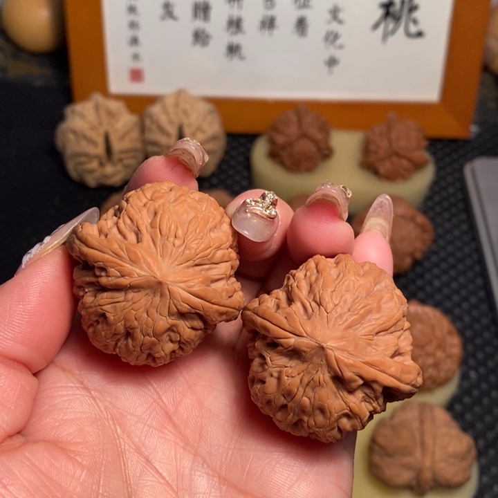 文玩核桃把件39铁锤
