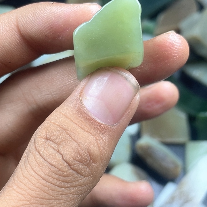 和田玉（糖玉）未镶嵌挂件