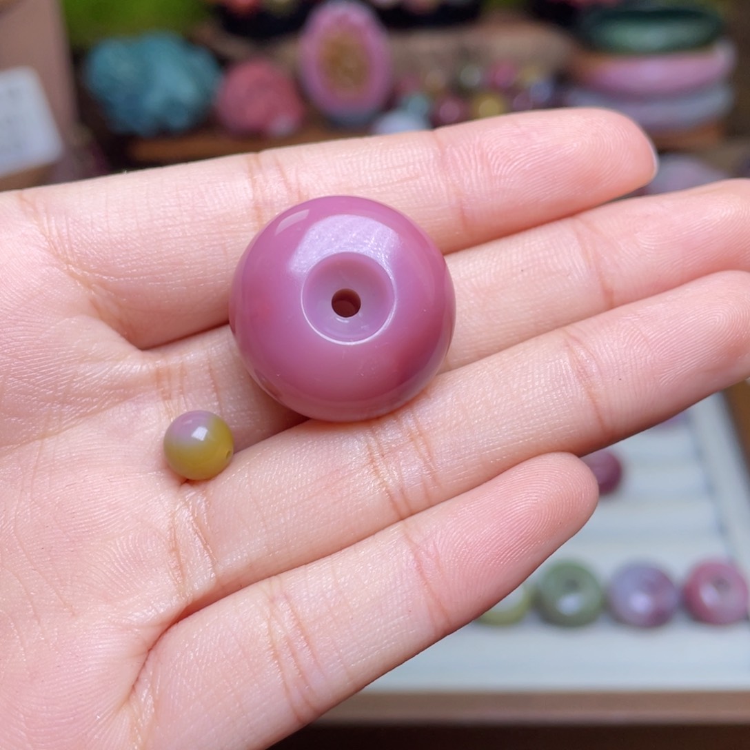 玛瑙/玉髓珠宝半成品未镶嵌昀*盐源玛瑙吊坠平安扣