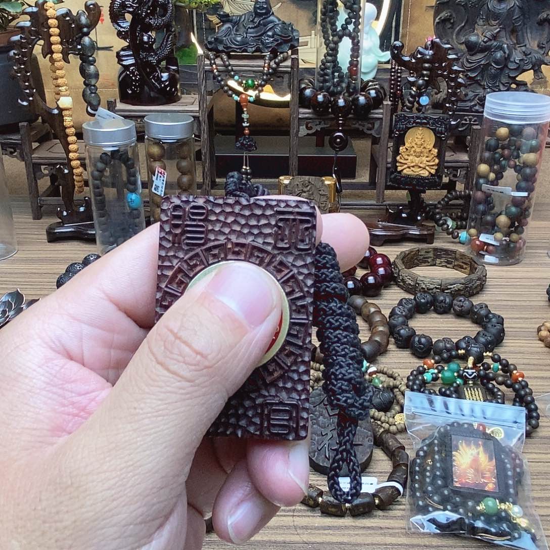 滴血莲花菩提手串