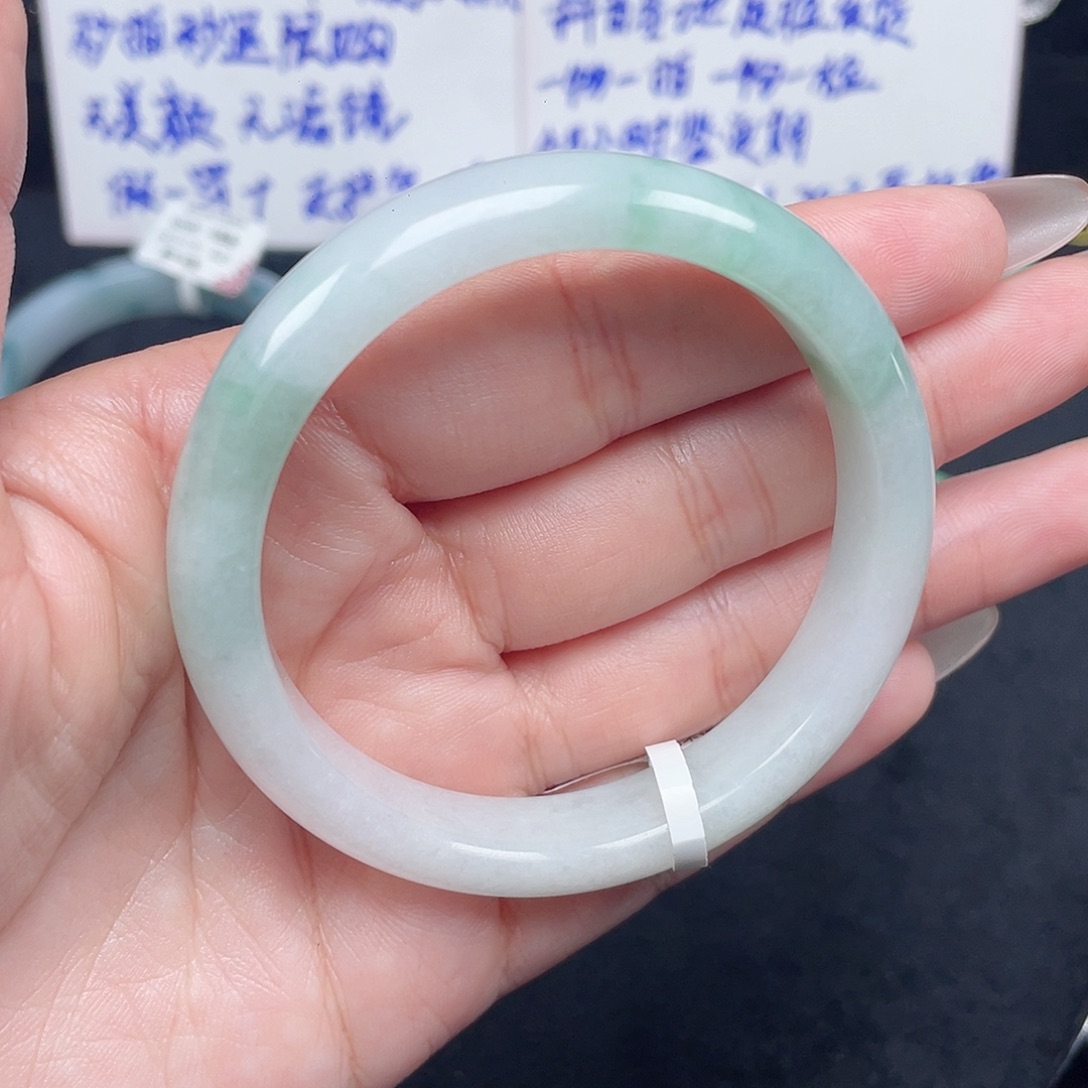 翡翠未镶嵌手镯016