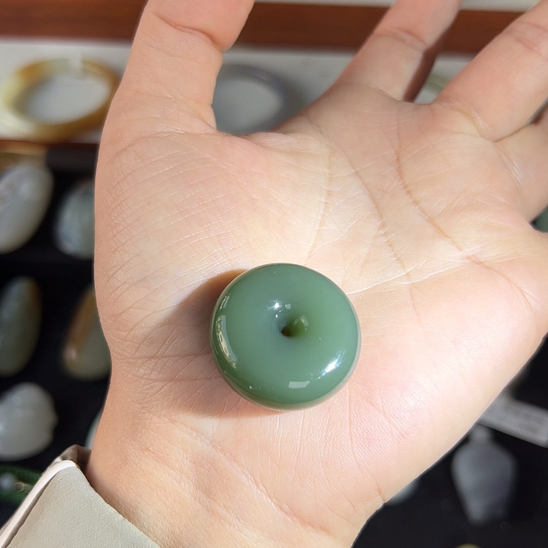 和田玉未镶嵌吊坠(不含链)