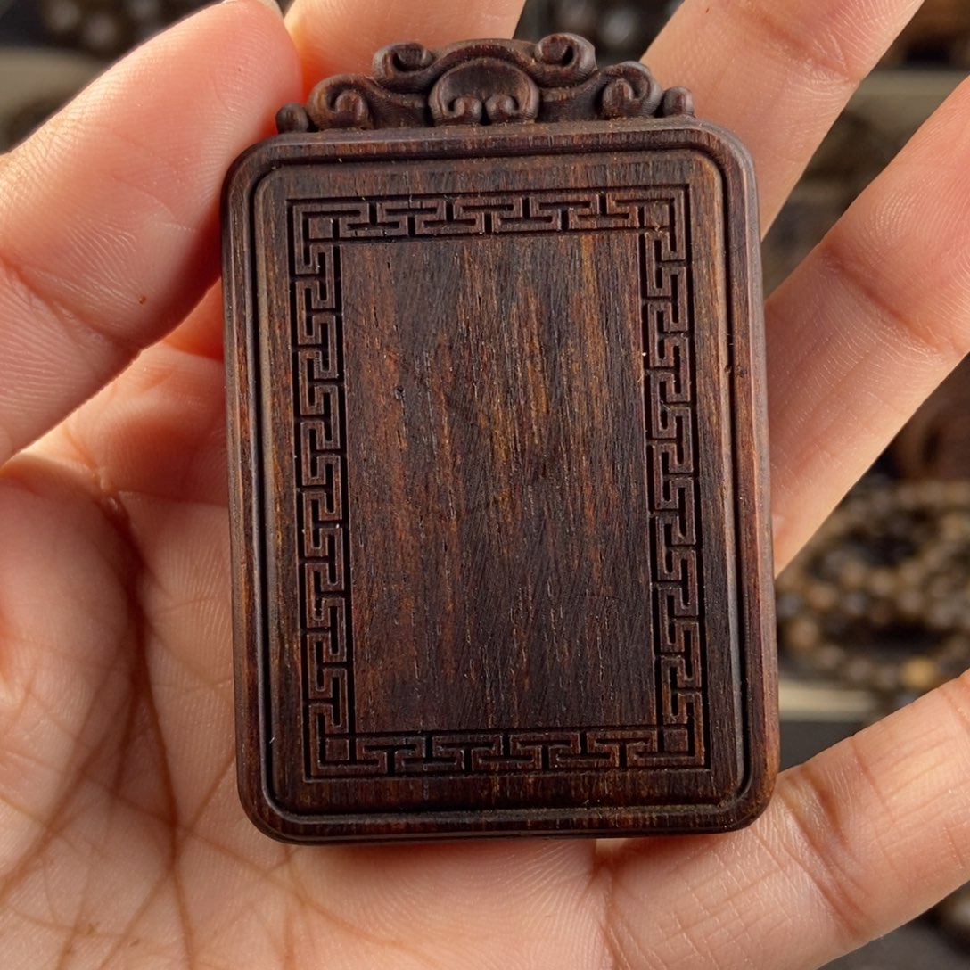 吊坠沉香木盗*越南芽庄白棋楠