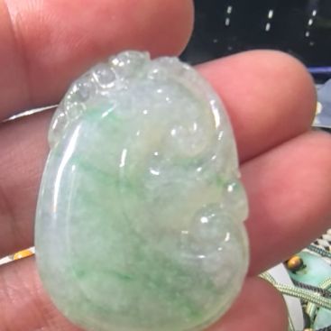 翡翠未镶嵌颈饰翡翠A货如意