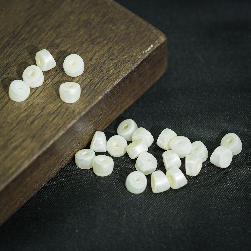 【发2颗】6MM 珍珠散珠DIY文玩珠宝ZZ1