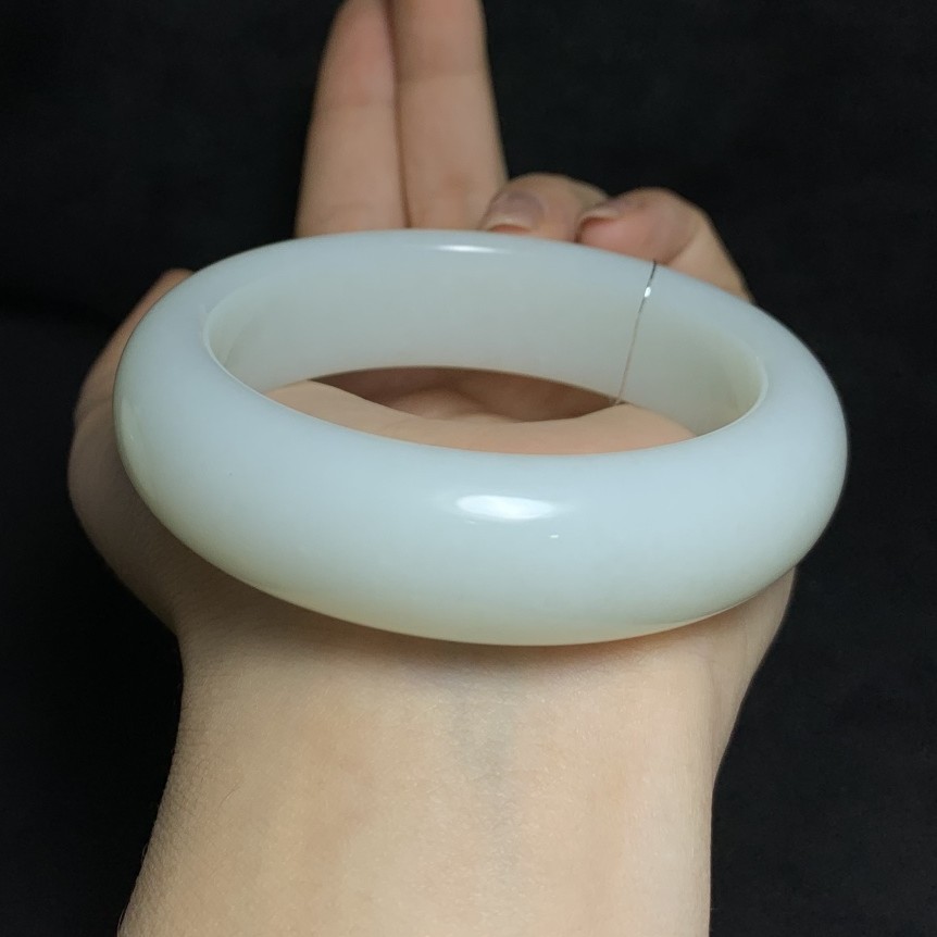 56圈口 和田玉 白玉 宽轮胎 手镯