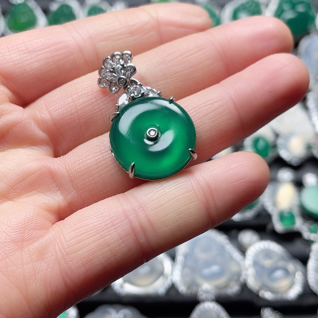 玛瑙/玉髓挂件合金