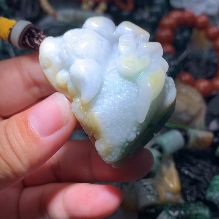 翡翠颈饰未镶嵌保真天然A货翡翠