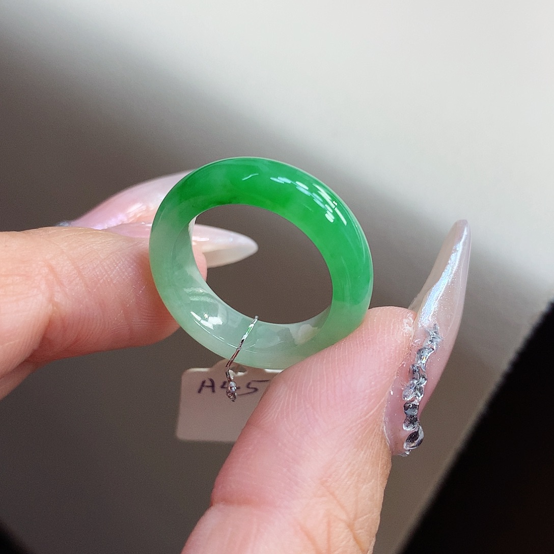 翡翠戒指未镶嵌13-14号