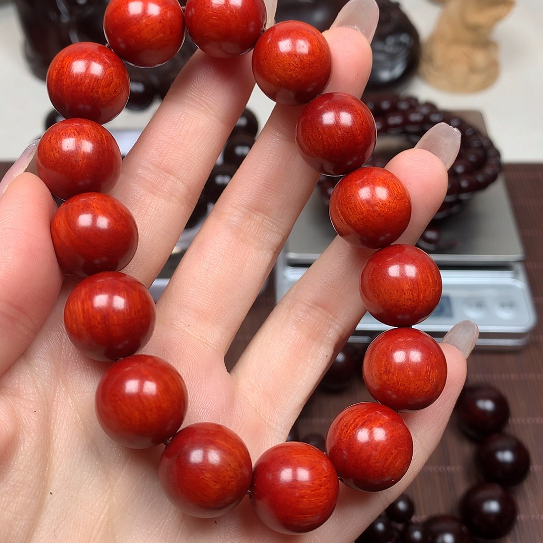 檀香紫檀（小叶紫檀）坚****人1.5泥料