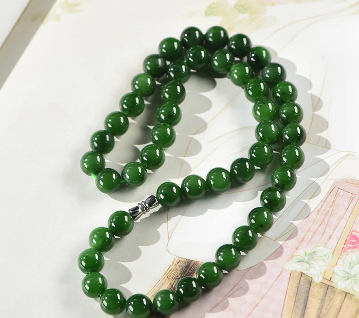 新疆AAA天然菠菜绿项链 妈妈链（49颗）正圆卡10 200斤以下可以佩戴