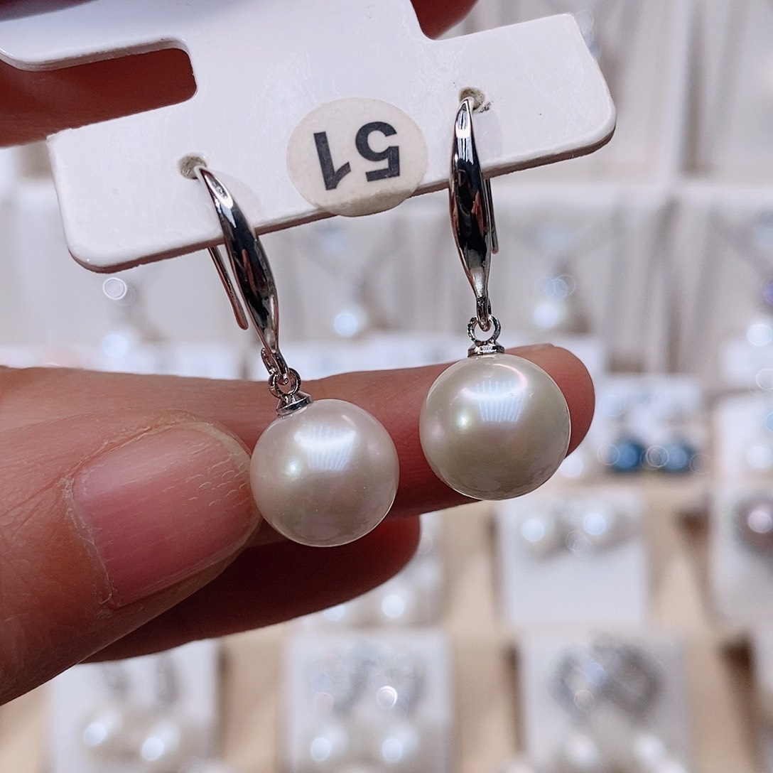 颈饰未镶嵌淡水珍珠