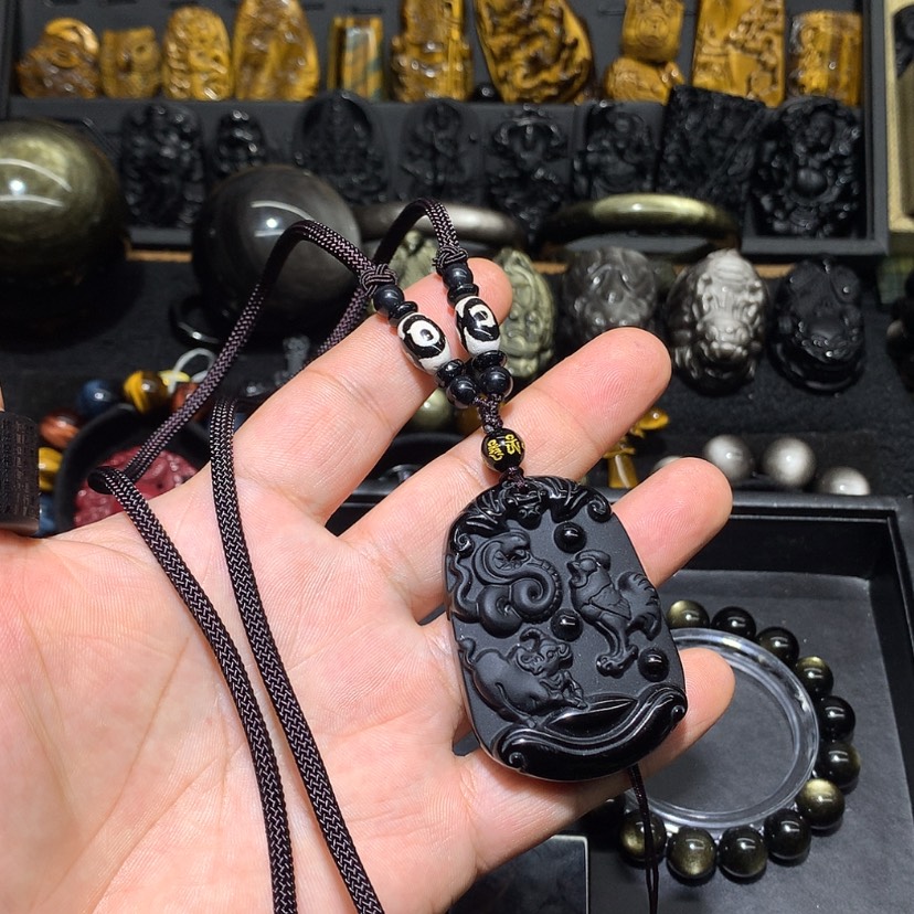 【闪购商品】黑曜岩颈饰未镶嵌宋*翰