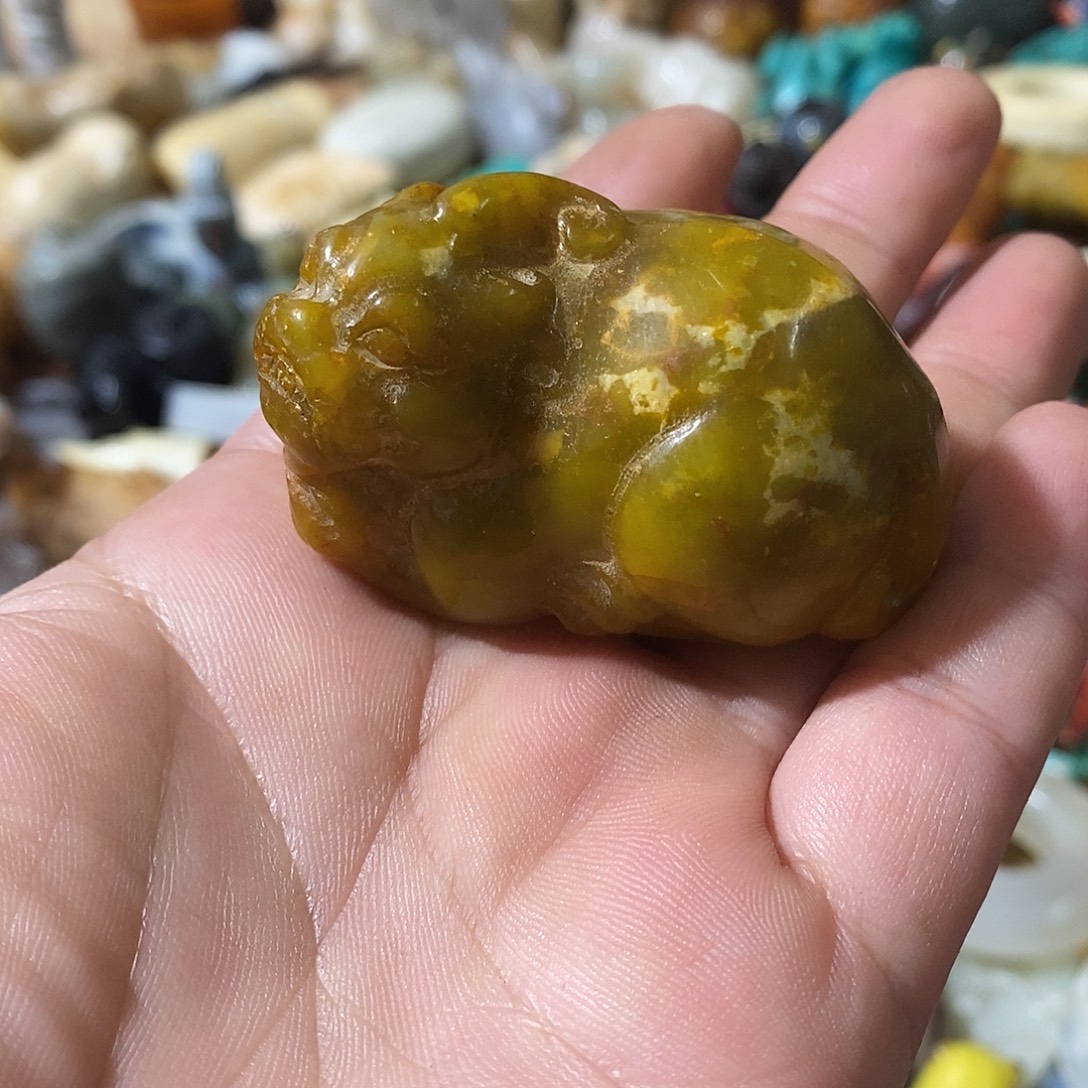 和田玉（糖玉）未镶嵌挂件