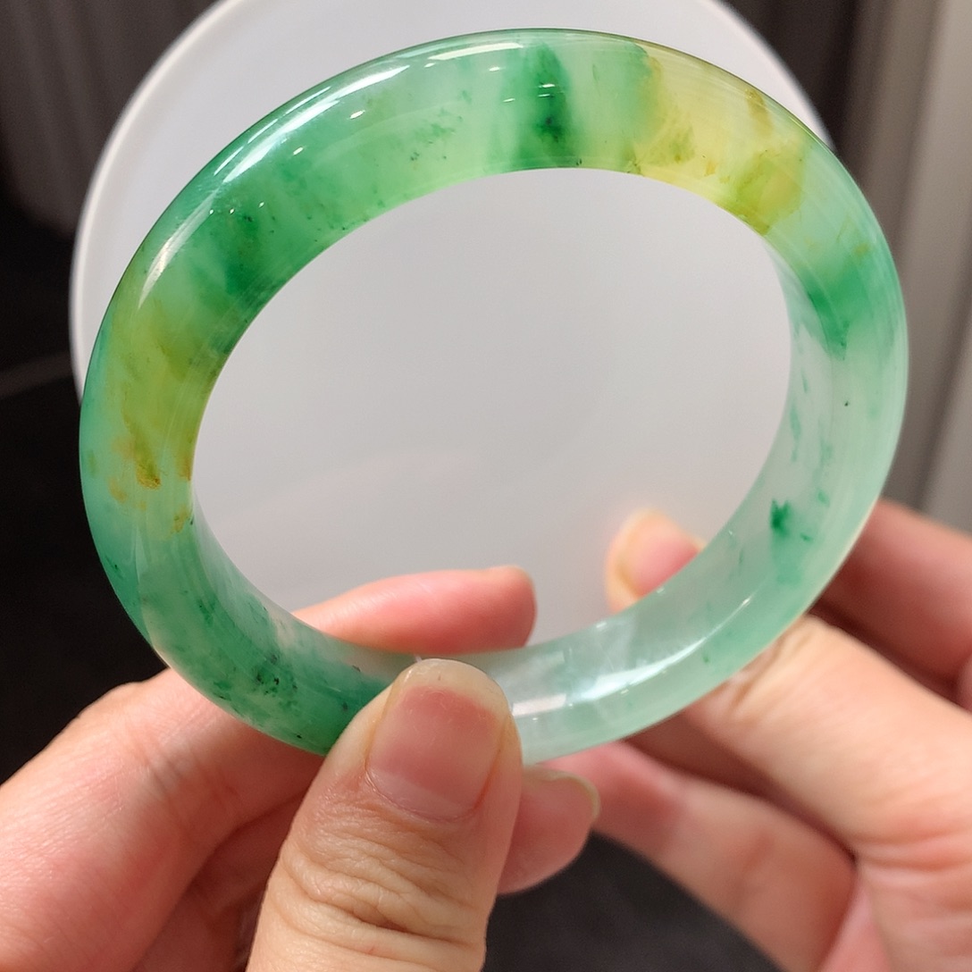 石英质玉手镯未镶嵌?****?