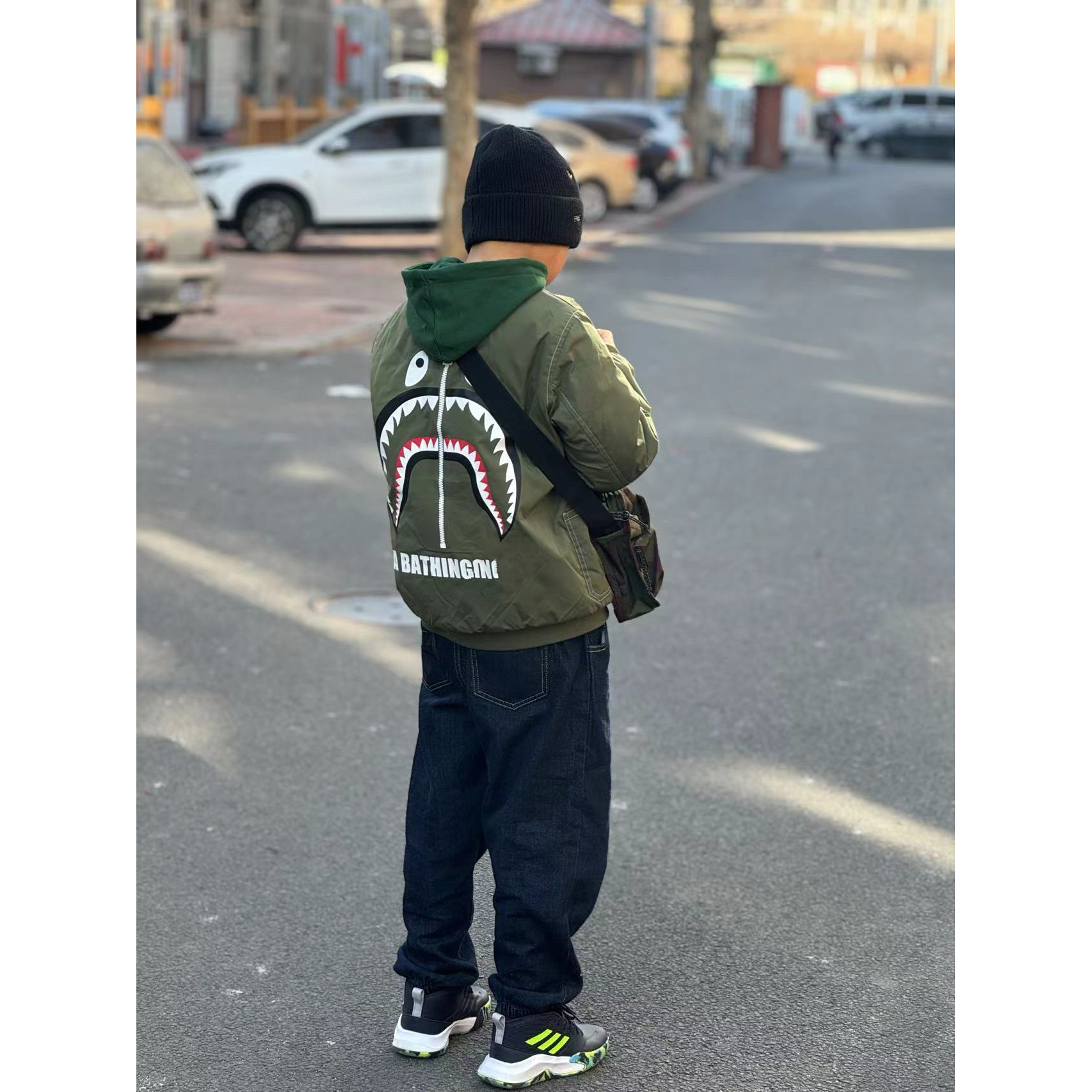 1002【双色鲨鱼】宽松秋冬儿童棉服