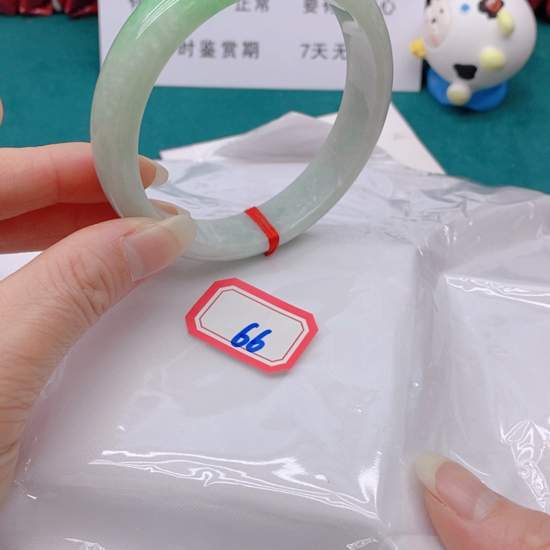 翡翠手镯未镶嵌@*桃66666666