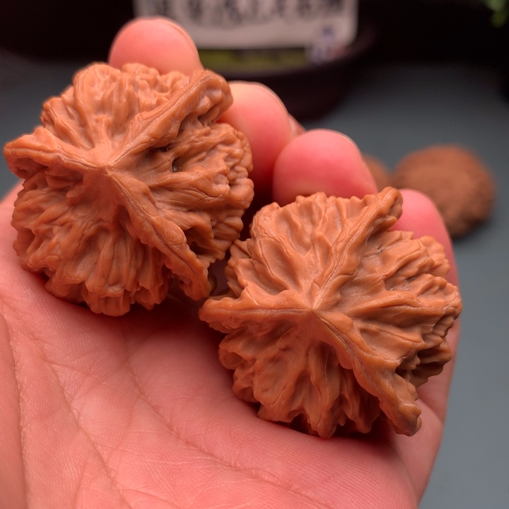 把件文玩核桃三棱38