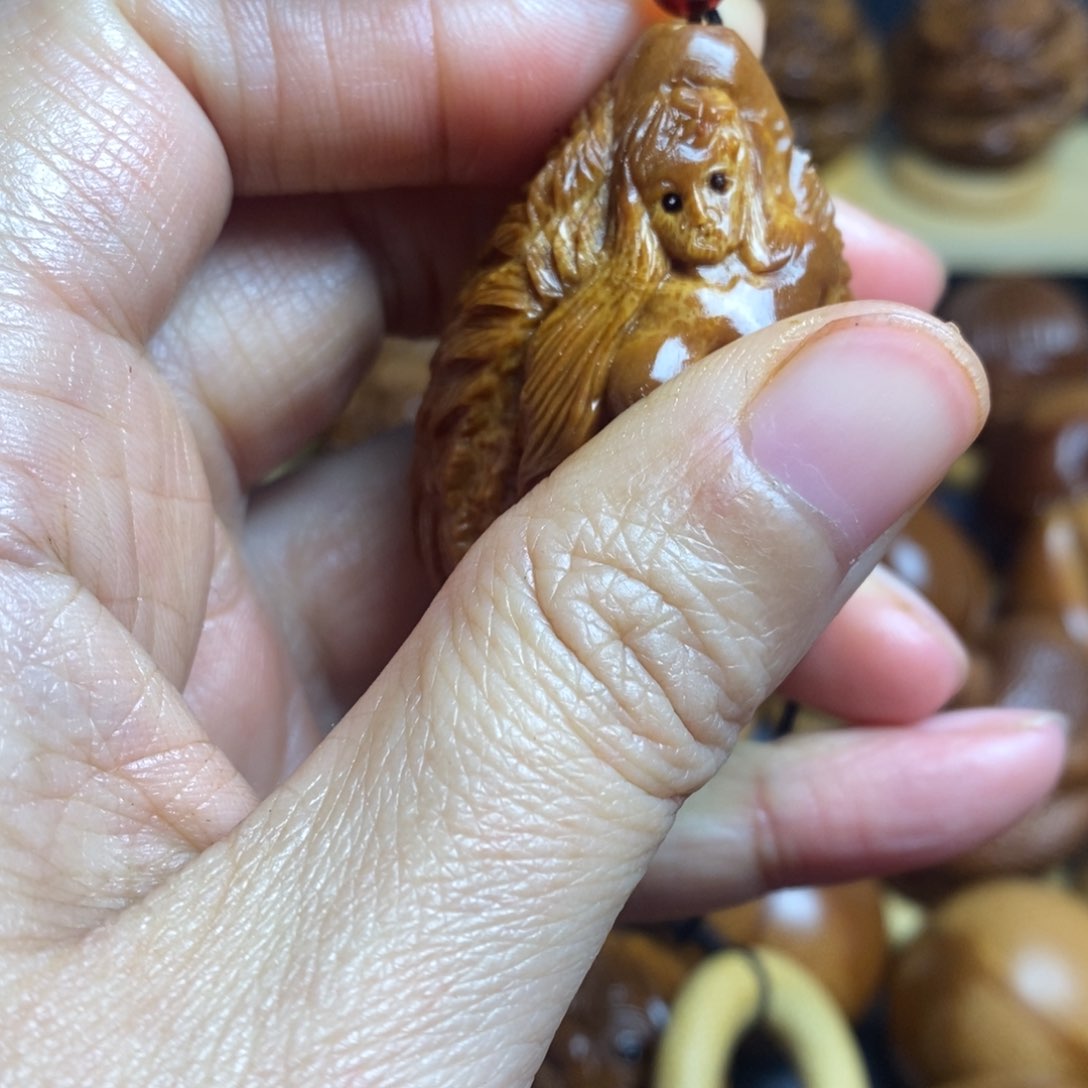 【闪购商品】香榧木橄榄核雕工艺