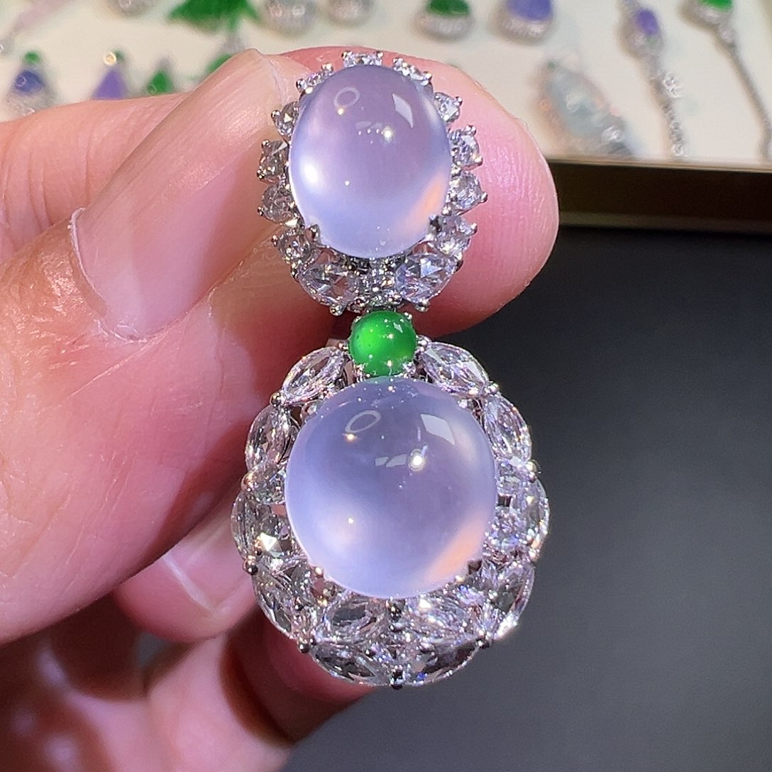 翡翠颈饰18K金镶嵌翡翠