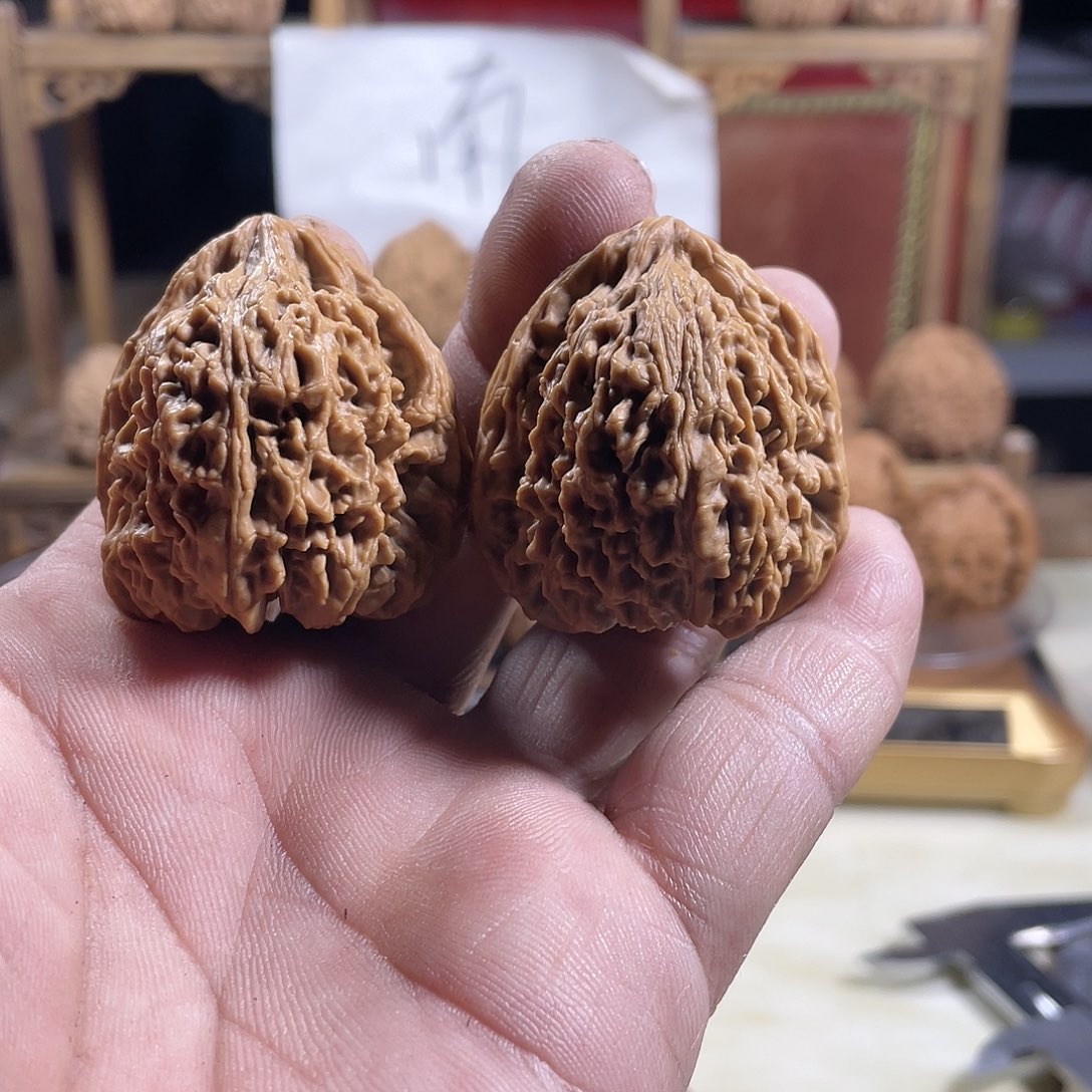 桃核吊坠烈**心文玩核桃南将石