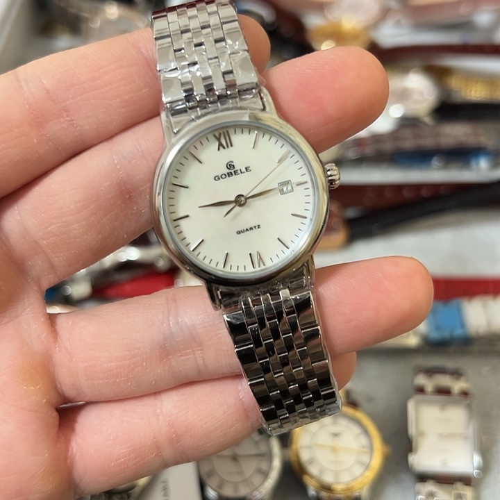 O****钢牛皮（革）钢石英机芯