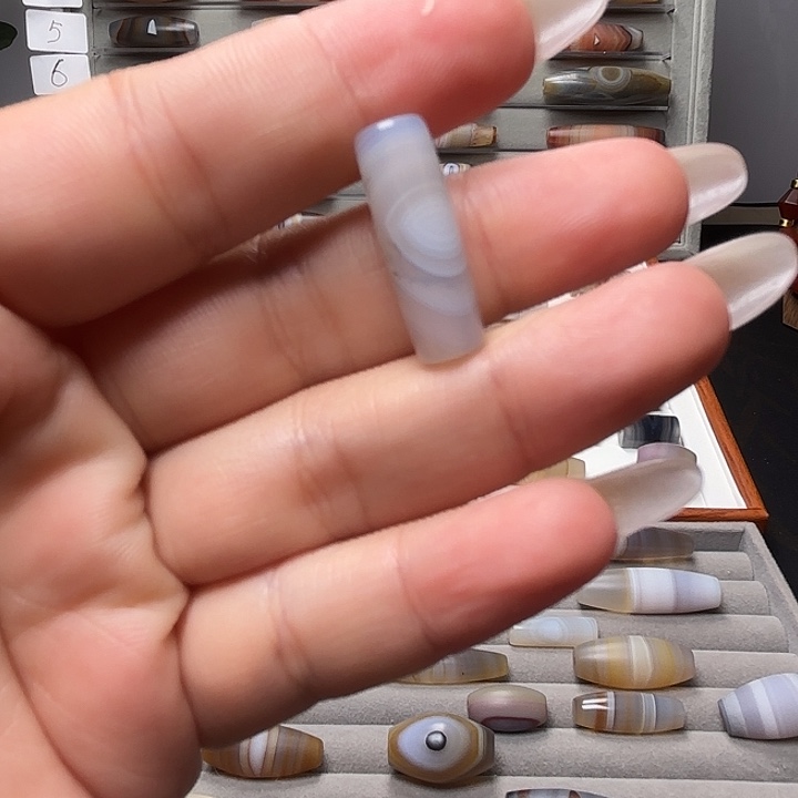 玛瑙/玉髓合金颈饰