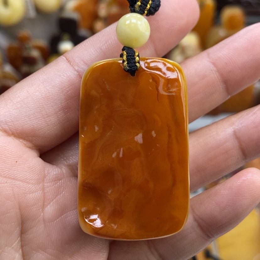 【闪购商品】琥珀颈饰未镶嵌