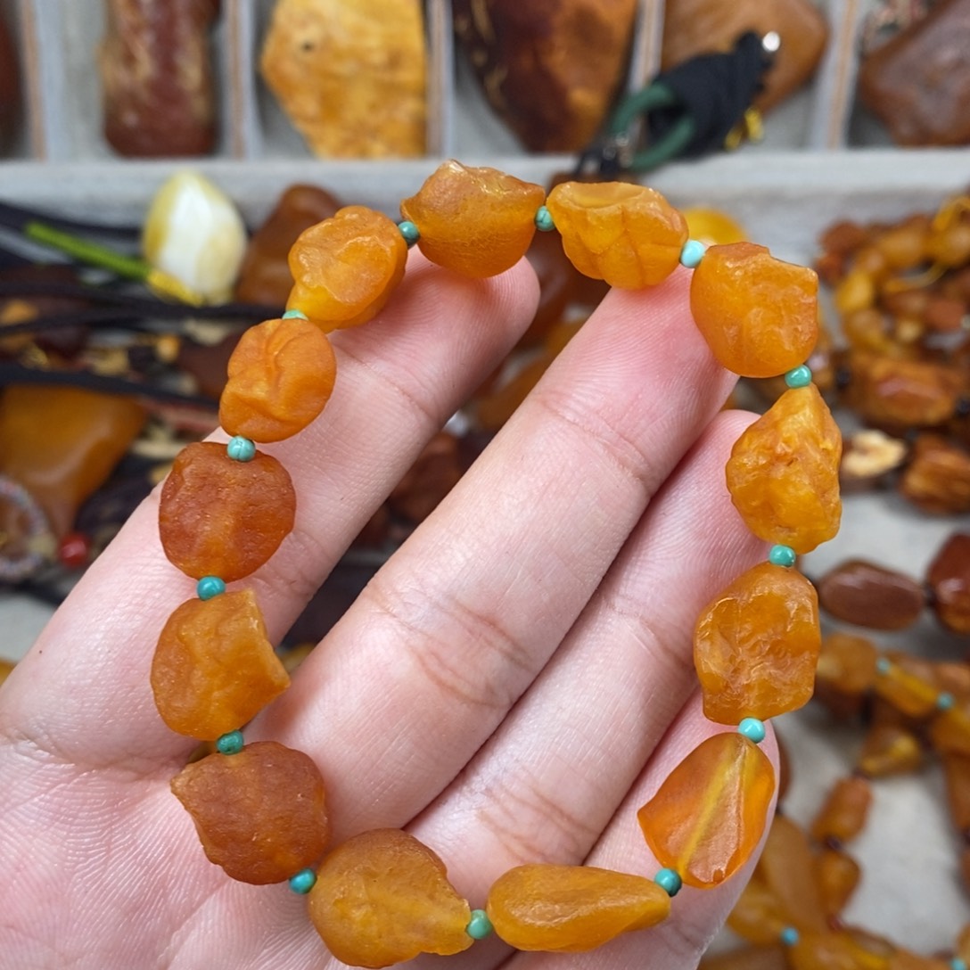 琥珀未镶嵌珠宝奇石