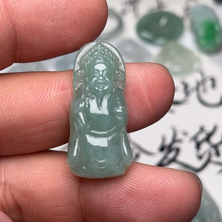 深***蓝翡翠未镶嵌颈饰财神