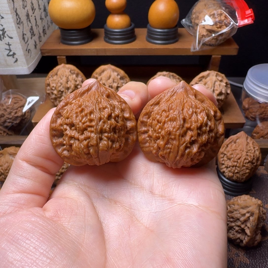 把件文玩核桃七步沟