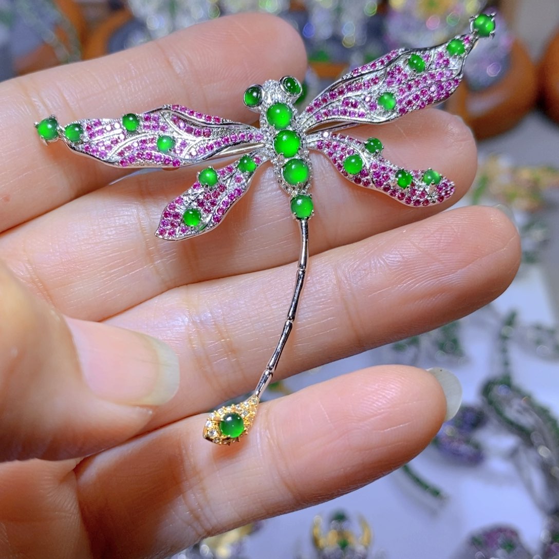 翡翠颈饰银S925镶嵌天然翡翠