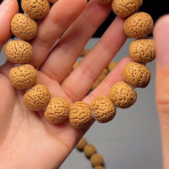 斯***八桃核吊坠桃核手串