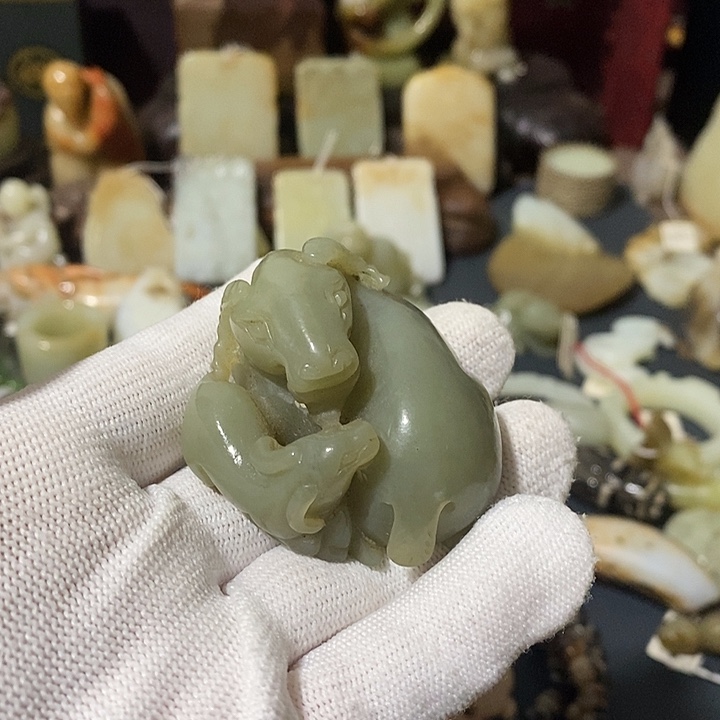 和田玉（糖玉）未镶嵌颈饰