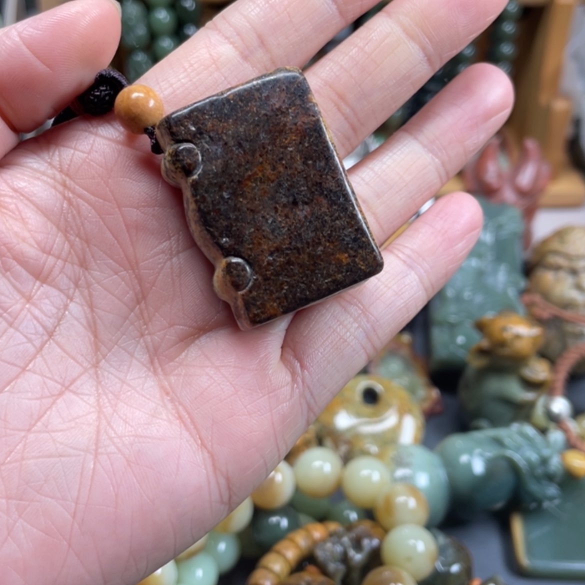 【闪购商品】岫岩河磨玉（透闪石质玉）手把件未镶嵌