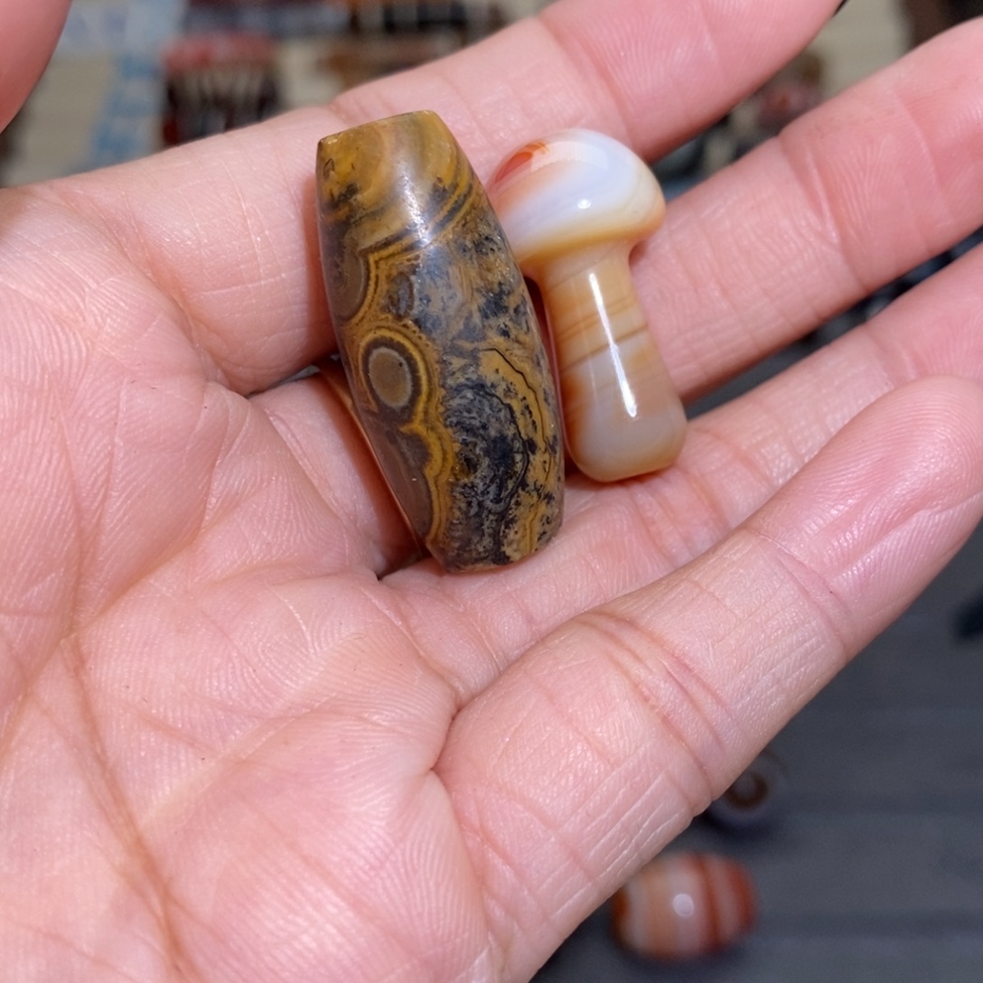 左***叶玛瑙/玉髓合金手链