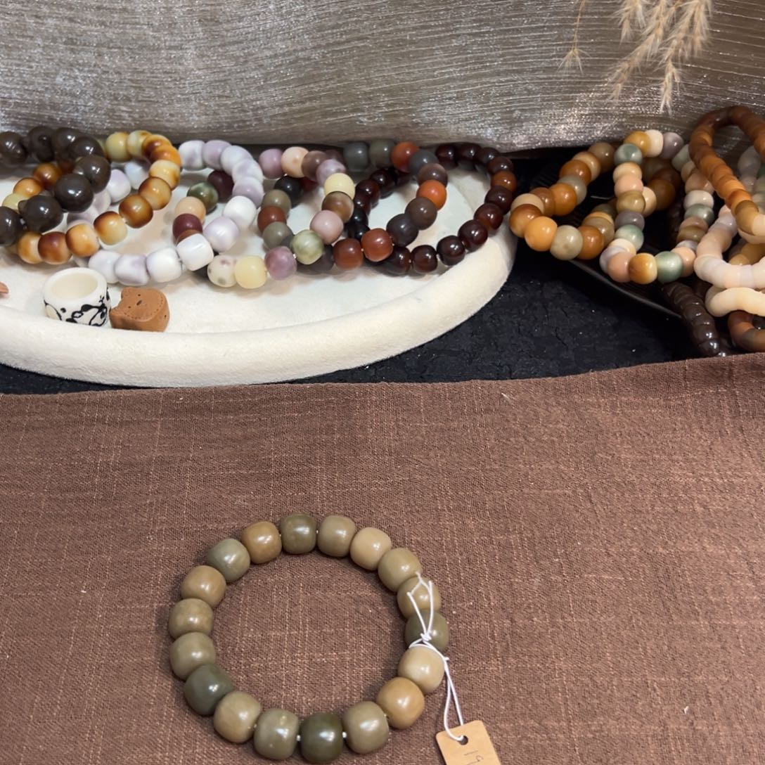 吊坠菩提根/象牙果802原色桶14微瑕