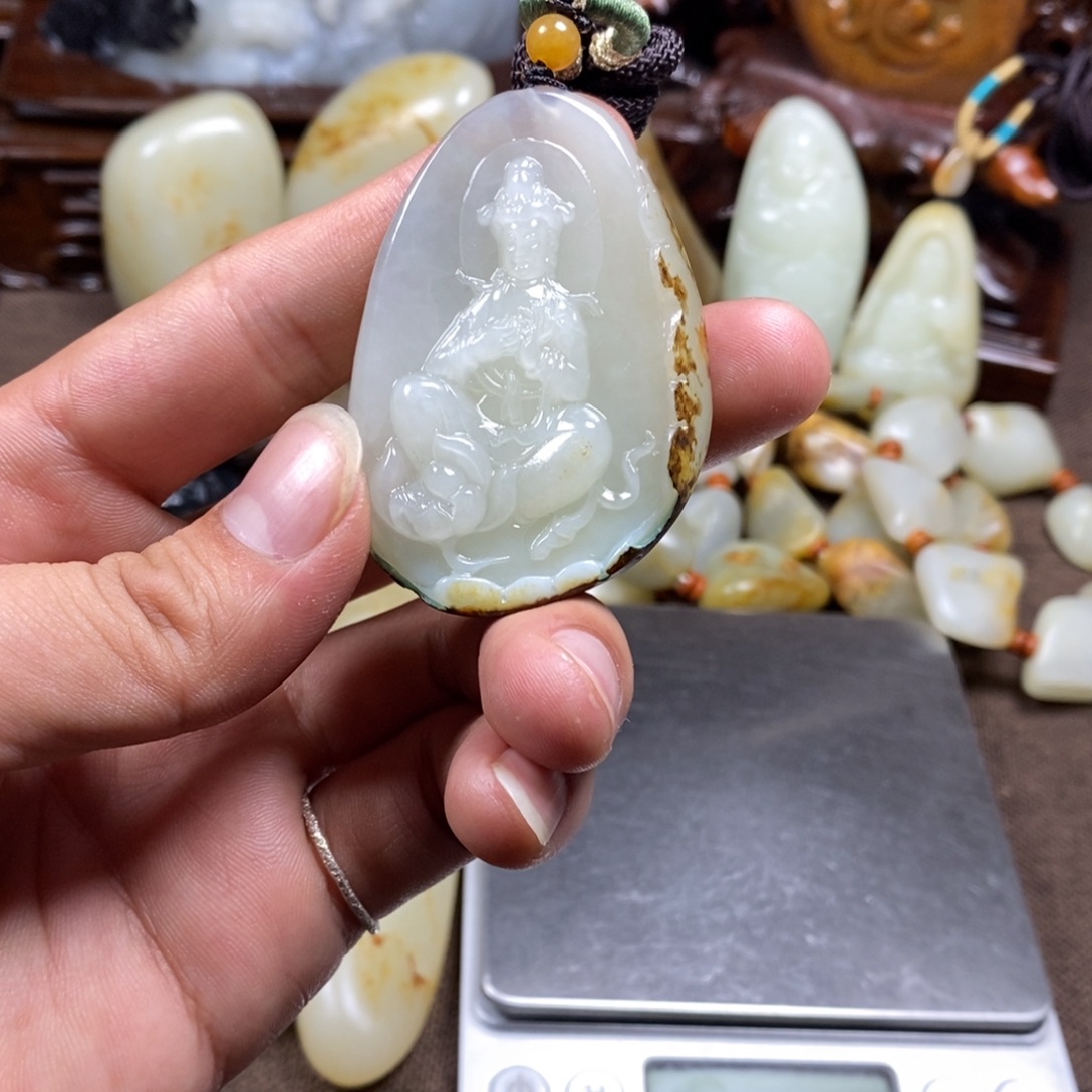 和田玉未镶嵌挂件